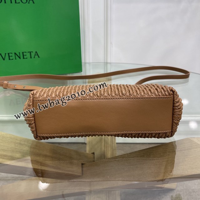 Bottega veneta高端女包 8546B BV寶緹嘉2021包包最新triangle倒三角手提單肩斜挎包三角包  gxz1280